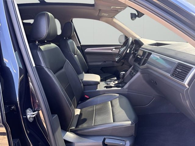 2021 Volkswagen Atlas 3.6L V6 SE w/Technology R-Line