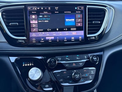 2022 Chrysler Pacifica Hybrid Limited
