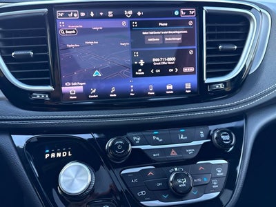 2022 Chrysler Pacifica Hybrid Limited
