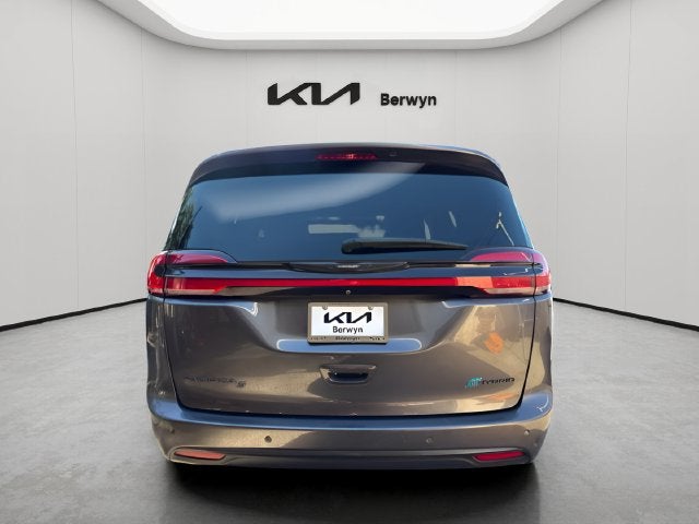 2022 Chrysler Pacifica Hybrid Limited