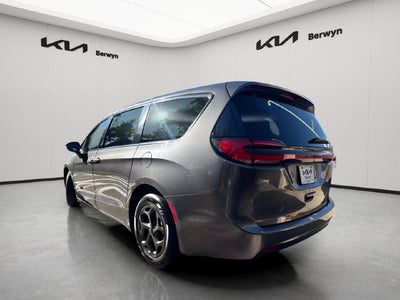 2022 Chrysler Pacifica Hybrid Limited