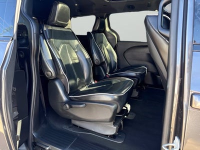 2022 Chrysler Pacifica Hybrid Limited