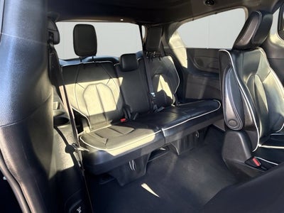 2022 Chrysler Pacifica Hybrid Limited