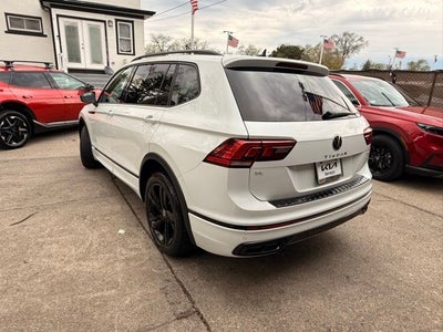 2023 Volkswagen Tiguan 2.0T SE R-Line Black