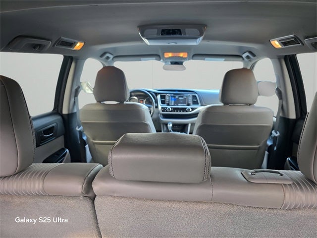 2017 Toyota Highlander LE Plus