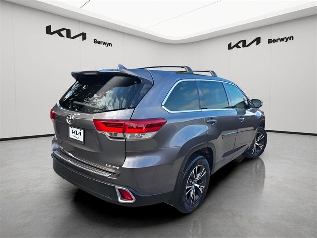 2017 Toyota Highlander LE Plus