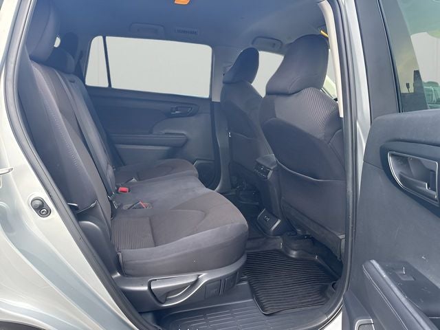 2020 Toyota Highlander L