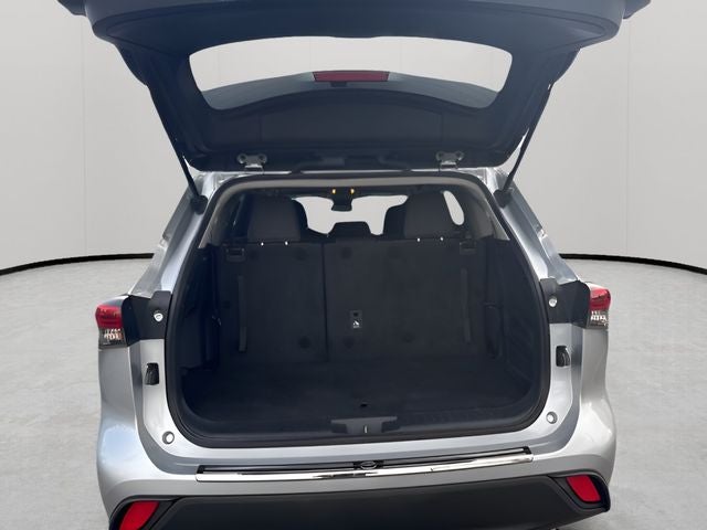 2020 Toyota Highlander L
