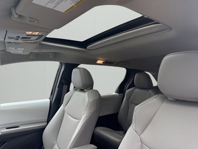 2025 Toyota Sienna XLE 7 Passenger