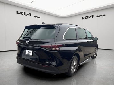 2025 Toyota Sienna XLE 7 Passenger