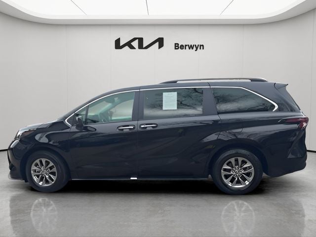 2025 Toyota Sienna XLE 7 Passenger