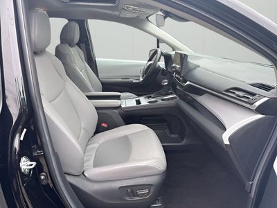 2025 Toyota Sienna XLE 7 Passenger