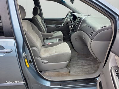 2007 Toyota Sienna CE