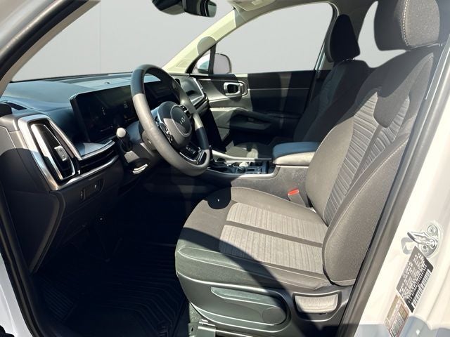 2025 Kia Sorento LX