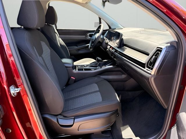 2024 Kia Sorento LX