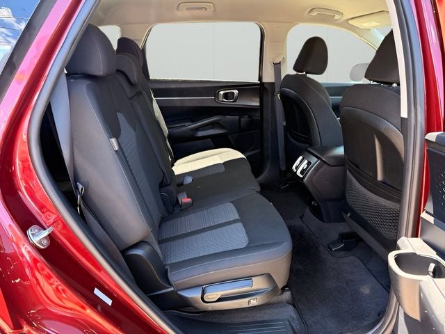2024 Kia Sorento LX