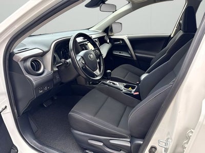 2016 Toyota RAV4 Hybrid XLE