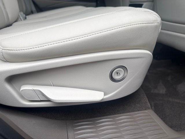 2023 Genesis GV80 2.5T