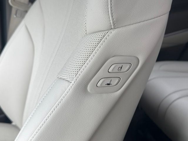 2023 Genesis GV80 2.5T