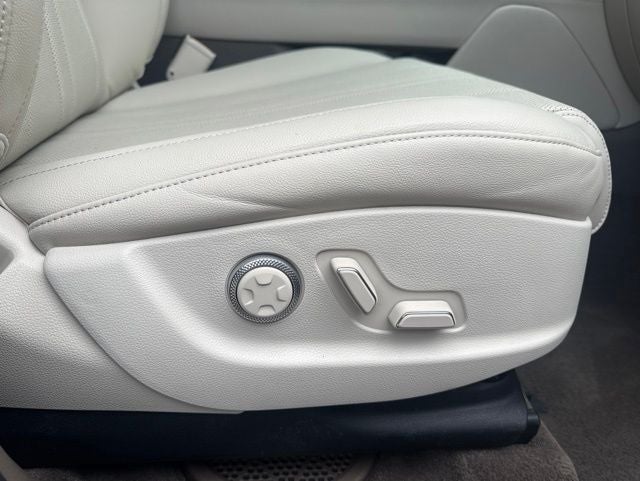 2023 Genesis GV80 2.5T