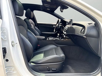 2021 Kia Stinger GT-Line