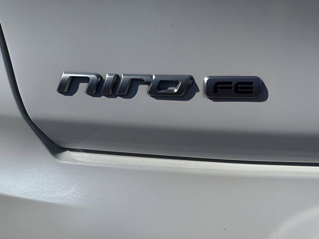 2022 Kia Niro LX