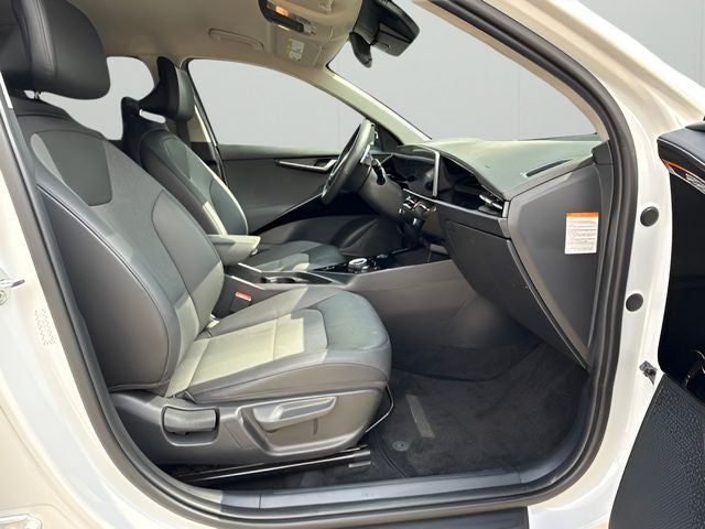 2023 Kia Niro EV Wind