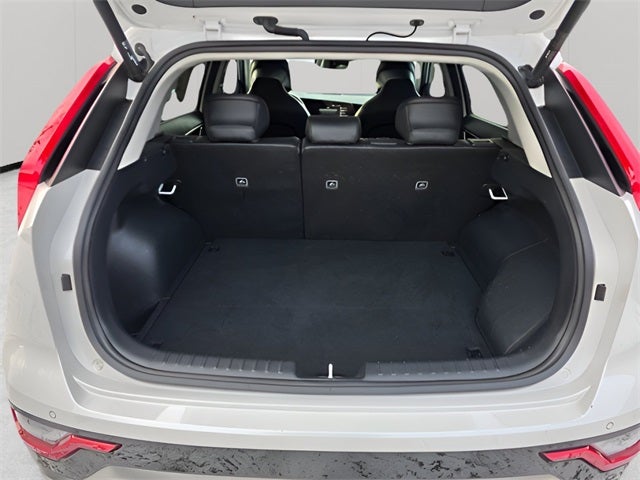 2023 Kia Niro Plug-In Hybrid SX