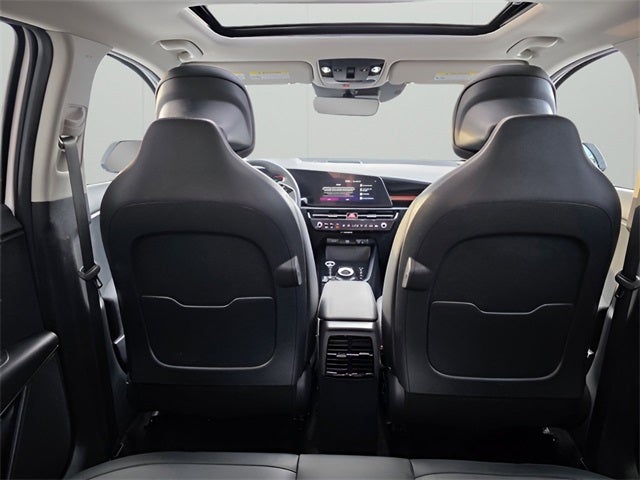 2023 Kia Niro Plug-In Hybrid SX