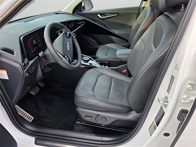 2023 Kia Niro Plug-In Hybrid SX