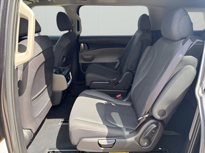 2025 Kia Carnival LX