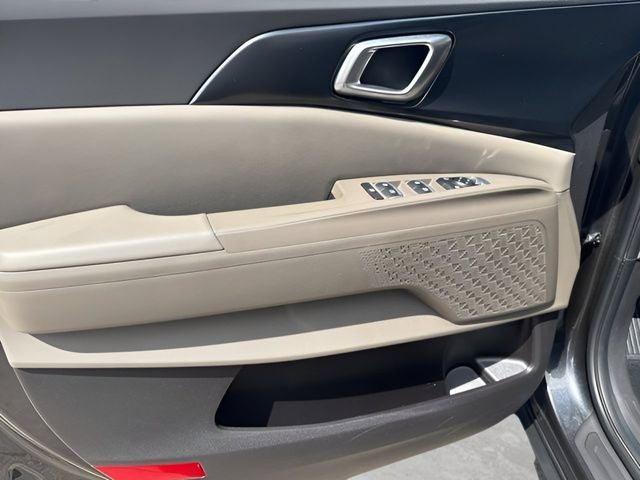 2025 Kia Carnival LX