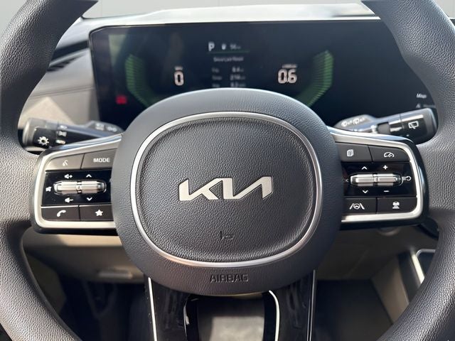 2025 Kia Carnival LX