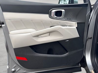 2023 Kia Sorento Plug-In Hybrid SX Prestige