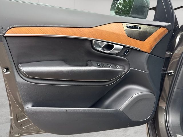 2020 Volvo XC90 T6 Inscription