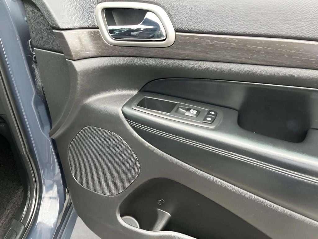 2017 Jeep Grand Cherokee Altitude