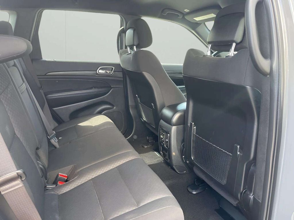 2020 Jeep Grand Cherokee Laredo