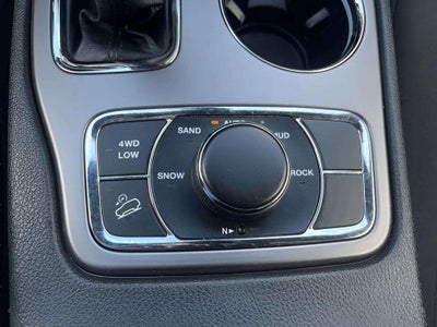 2020 Jeep Grand Cherokee Laredo