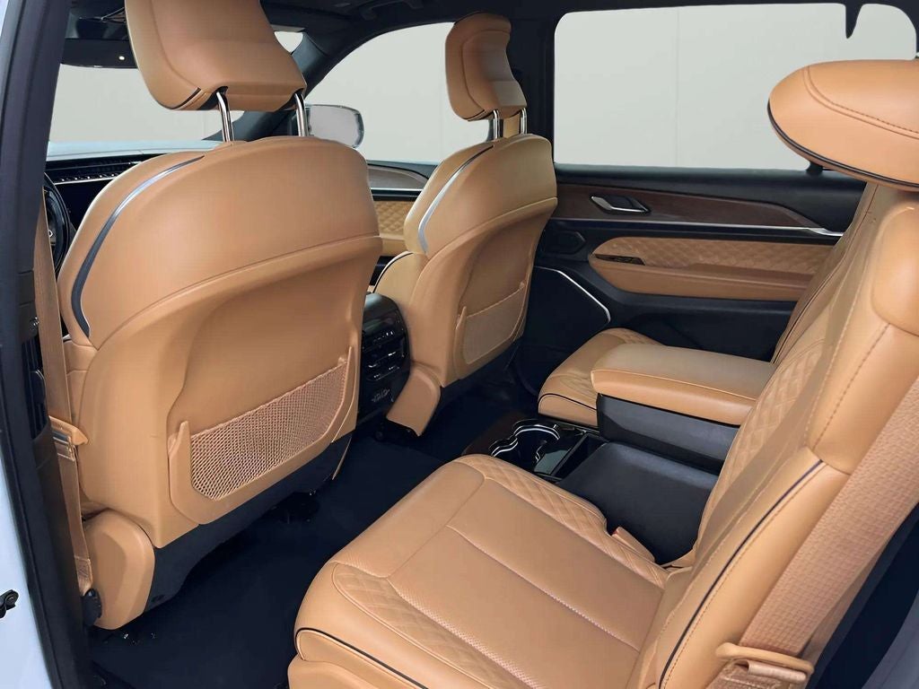 2023 Jeep Grand Cherokee L Summit