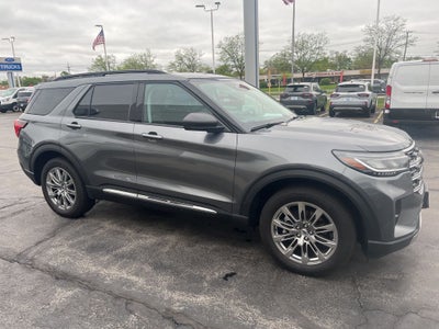 2025 Ford Explorer Active