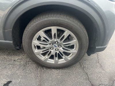 2025 Ford Explorer Active