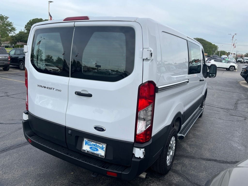 2025 Ford Transit-250 Base