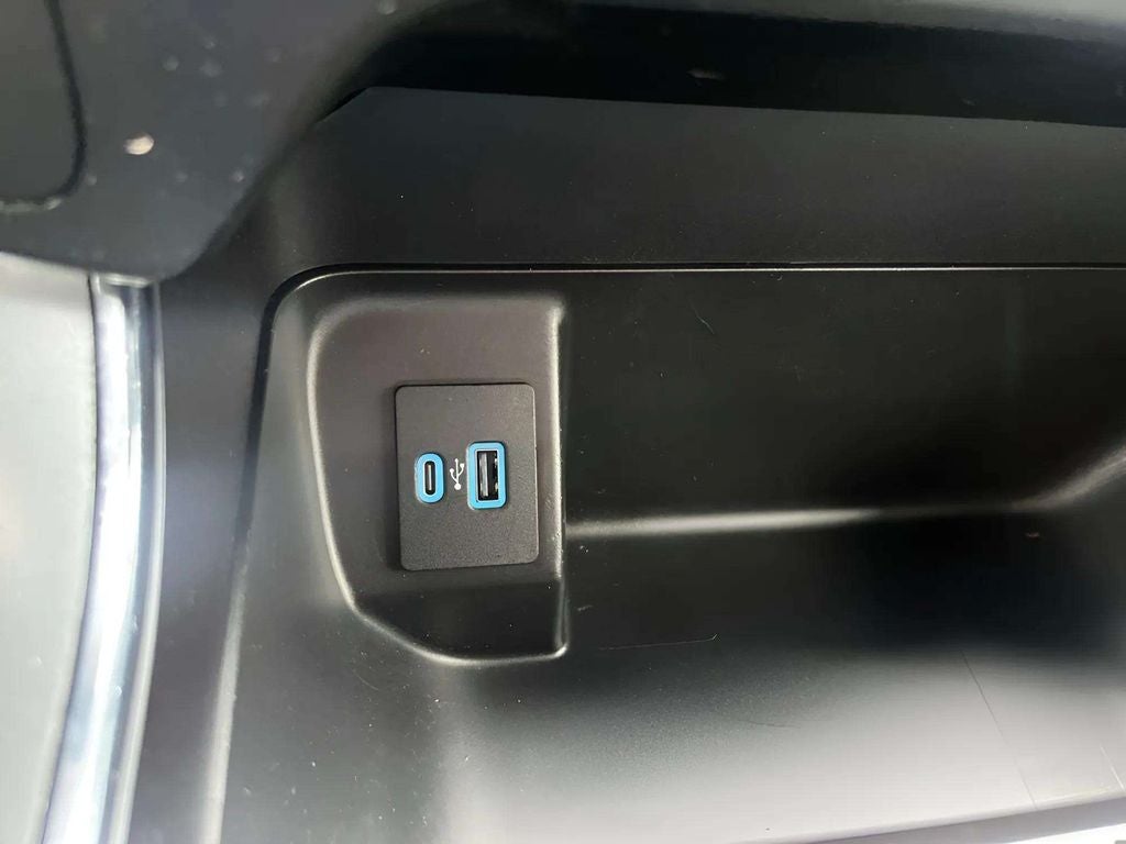 2022 Ford F-150 Lightning Pro