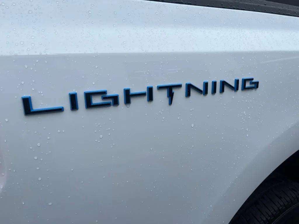 2022 Ford F-150 Lightning Pro