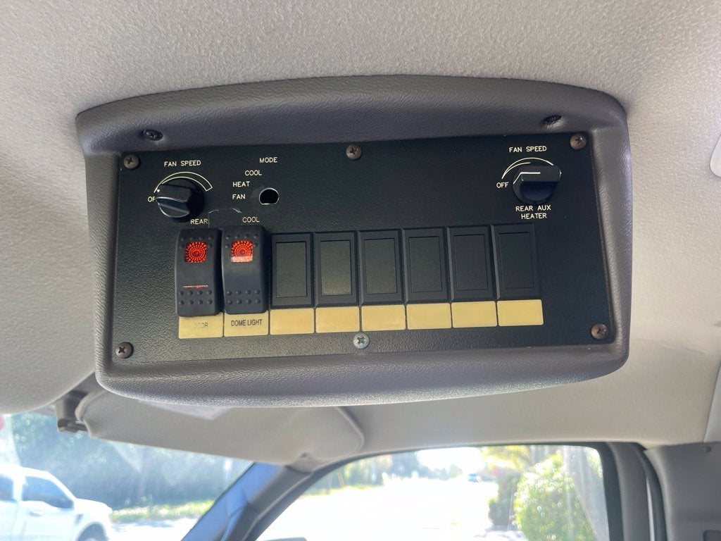 2007 Chevrolet Express Van G3500 Work Van Cutaway