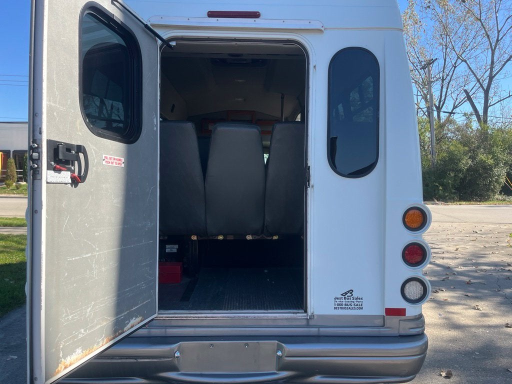 2007 Chevrolet Express Van G3500 Work Van Cutaway