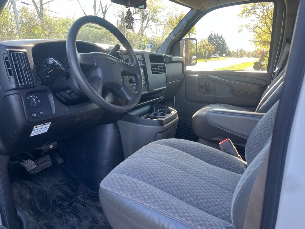 2007 Chevrolet Express Van G3500 Work Van Cutaway