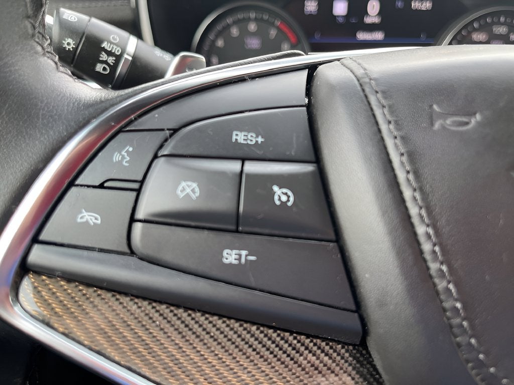 2023 Cadillac XT5 Sport