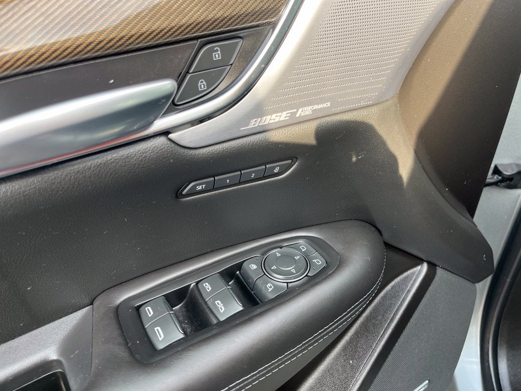 2023 Cadillac XT5 Sport