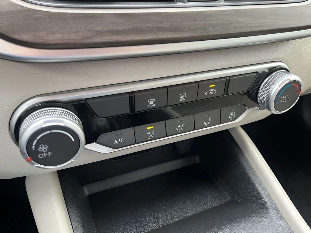 2025 Nissan Altima 2.5 SV